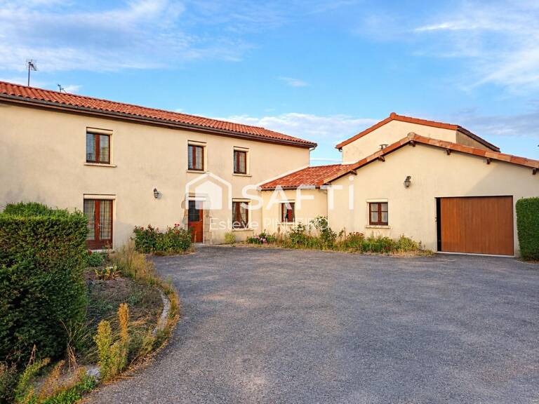 MAISON A VENDRE A CLESSÉ DE 137M² AVEC 582M² — photo 1