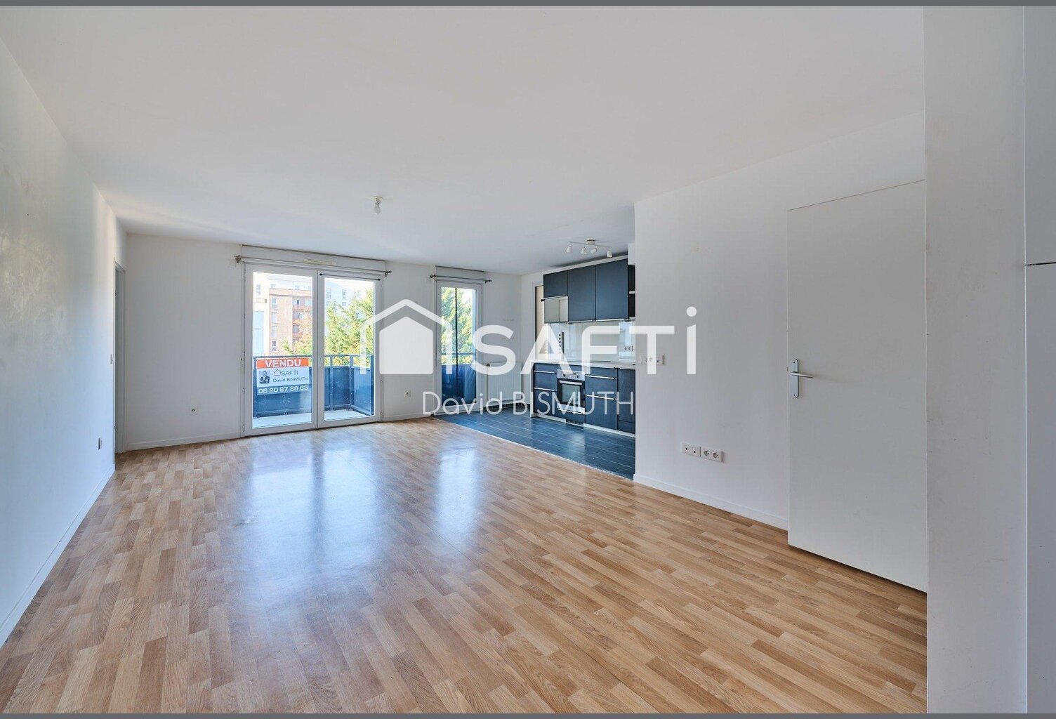 APPARTEMENT 4 PIÈCES  80 M²  3 CHAMBRES  BALCON  PARKING SOUS-SOL — photo 1