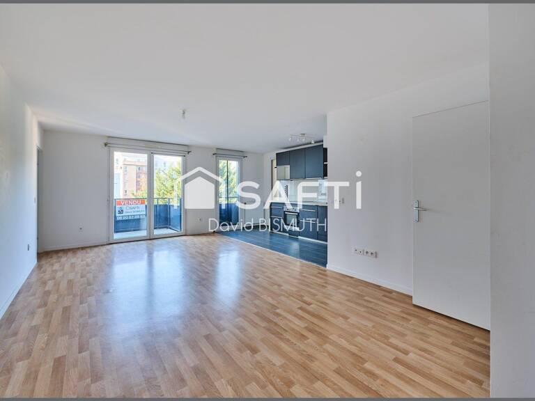 APPARTEMENT 4 PIÈCES  80 M²  3 CHAMBRES  BALCON  PARKING SOUS-SOL — photo 1