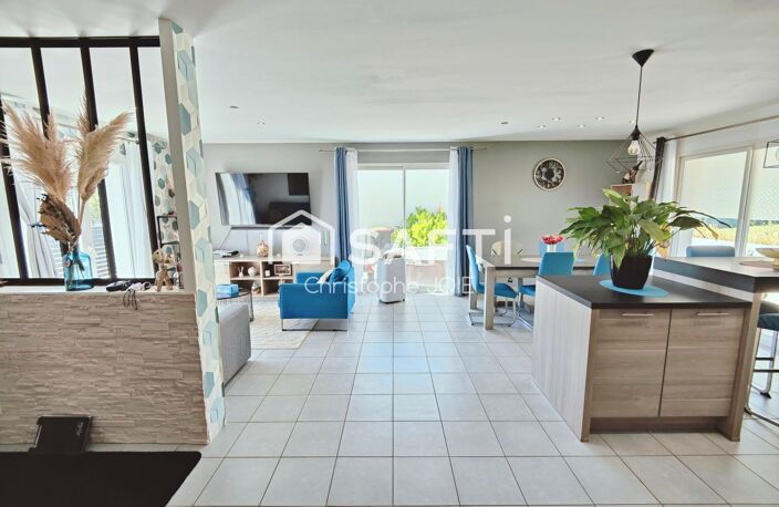 T4 Plain pied. Non mitoyen, au calme. Garage.DPE B — photo 2