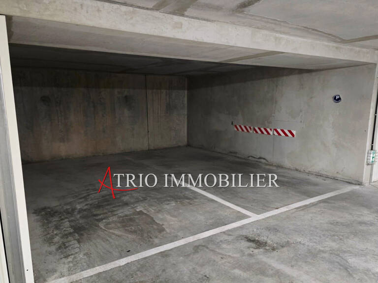 location parking — photo 1