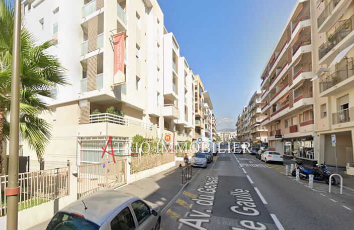 location parking — photo 3
