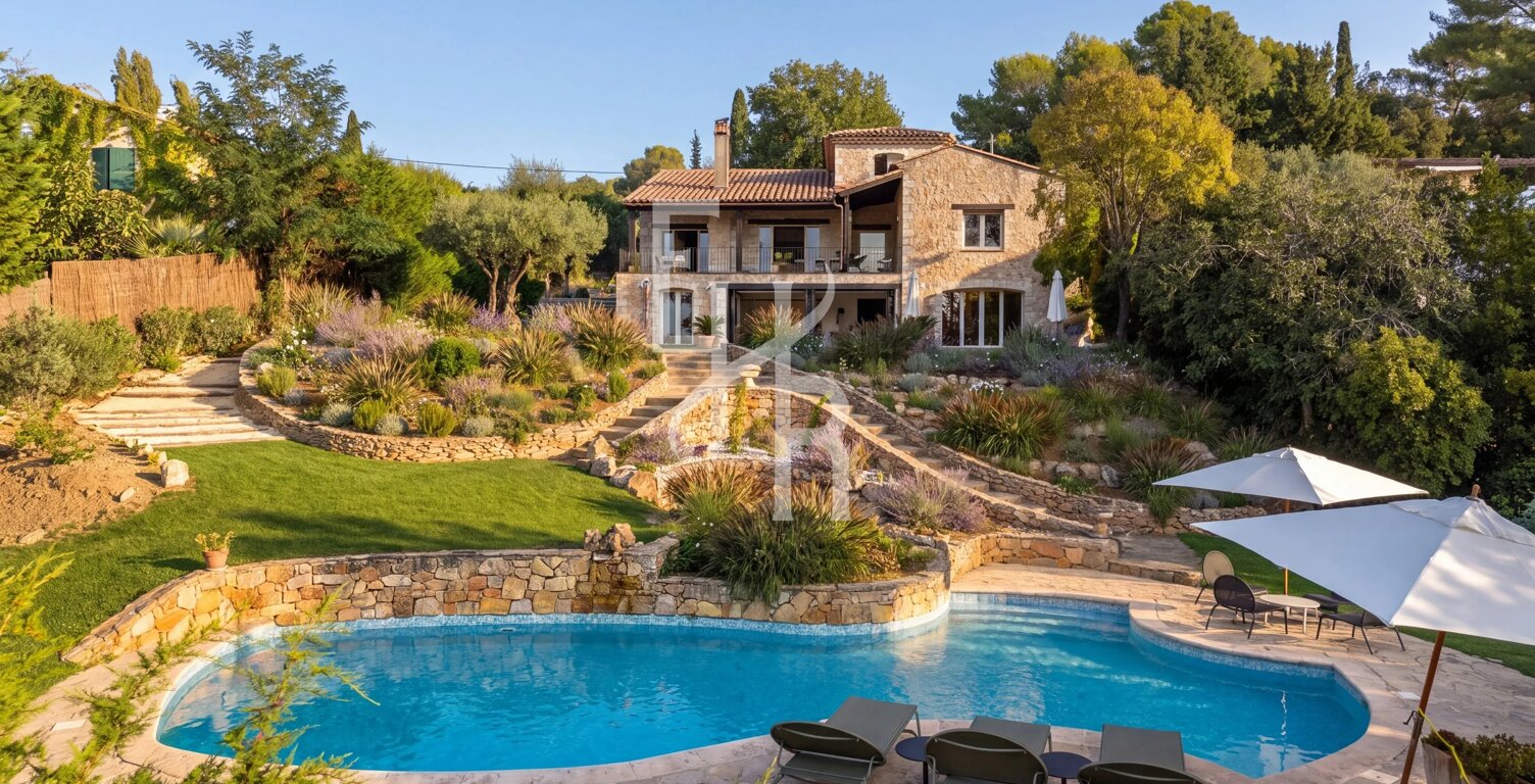 BASTIDE D'EXCEPTION À MOUGINS — photo 1