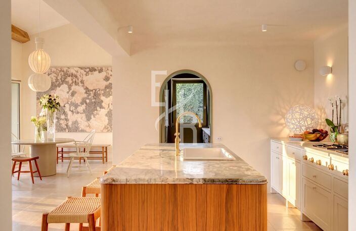 BASTIDE D'EXCEPTION À MOUGINS — photo 5