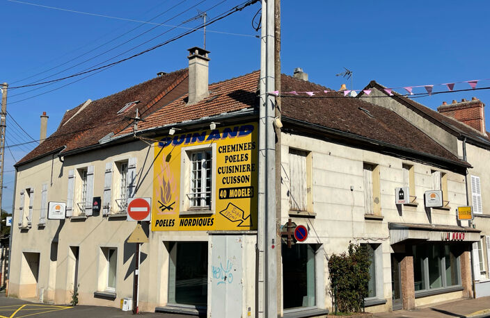 Ensemble immobilier de 2 locaux commerciaux et 2 appartement — photo 3