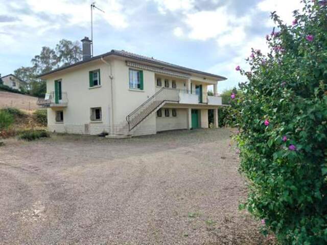 Maison 6 pièces 113 m² à Iguerande — photo du bien