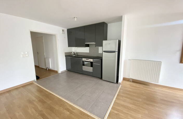 APPARTEMENT RECENT NANTES - 3 pièce(s) - 75,26 m2 — photo 2