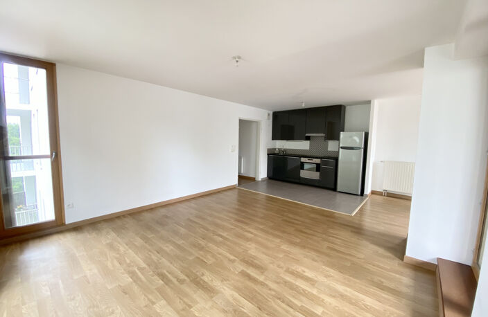 APPARTEMENT RECENT NANTES - 3 pièce(s) - 75,26 m2 — photo 3