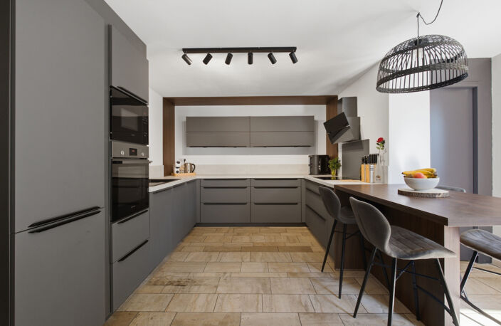 DPT (38) - A VENDRE - MAISON INDIVIDUELLE - 200m2 - Bernin — photo 2