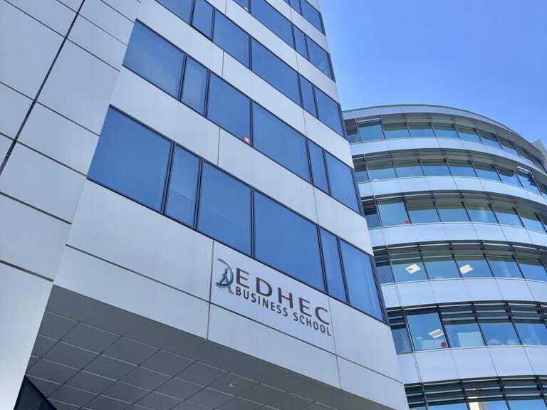 Chambre en colocation – 15 m² avec balcon & aperçu mer – Proche école de commerce EDHEC (77 Bd René Cassin 06200 Nice) — photo 1