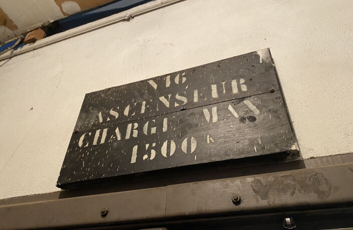 ANNONAY -Bâtiment à usage mixte avec appartement — photo 3