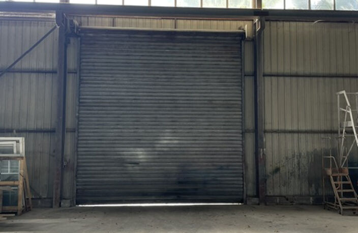 Bâtiment de stockage ou bâtiment à usage professionnel. — photo 4