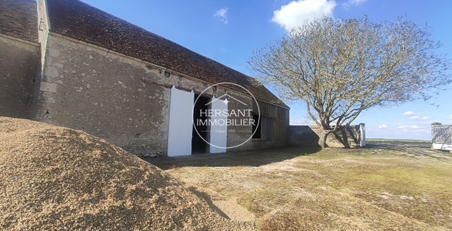 Espace de stockage Cravant 150 m2 — photo 1