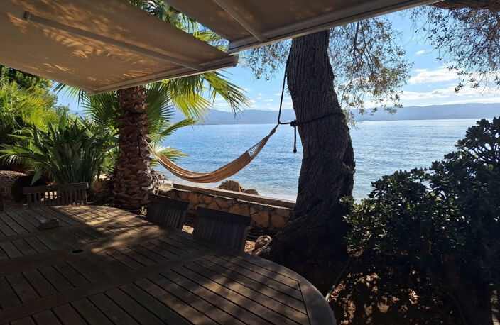Route des Sanguinaires villa  F4 les Pieds dans L'eau vue me — photo 2