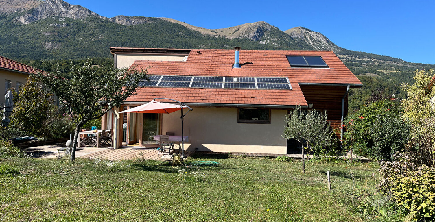Maison bioclimatique  avec annexe — photo 1