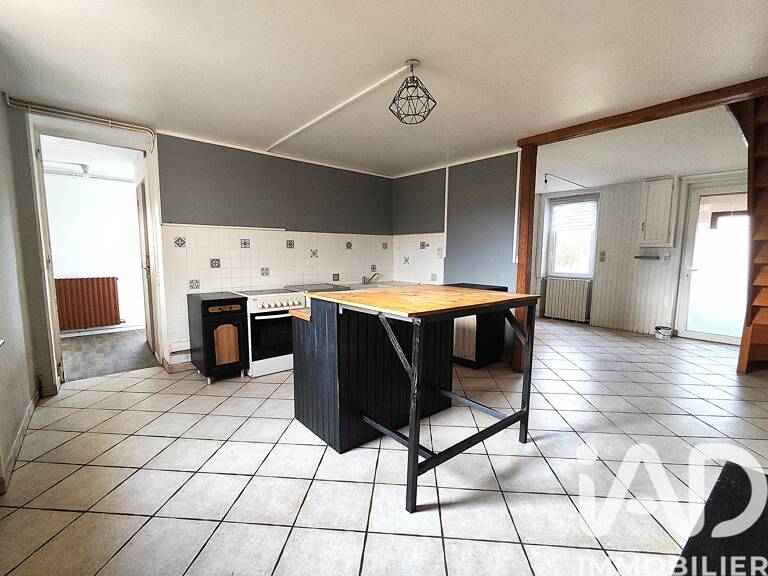 Vente Maison/villa 8 pièces — photo 1