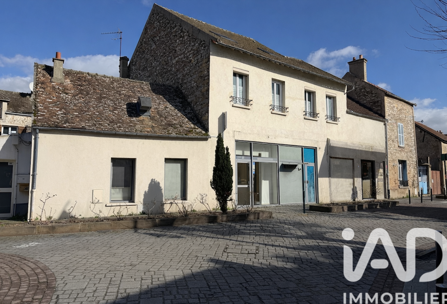 Vente Immeuble 150 m&sup2; — photo 1