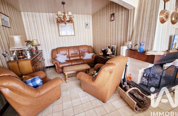 Vente Maison/villa 9 pièces — photo 3