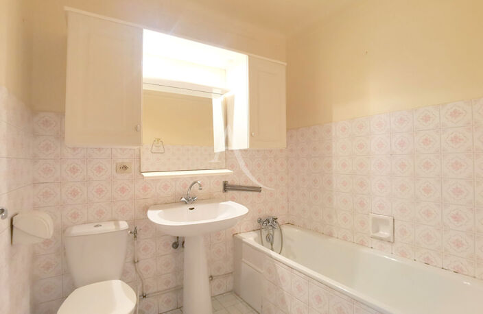 PROCHE GORBELLA : APPARTEMENT TYPE F1 AU 2EME ETAGE — photo 3