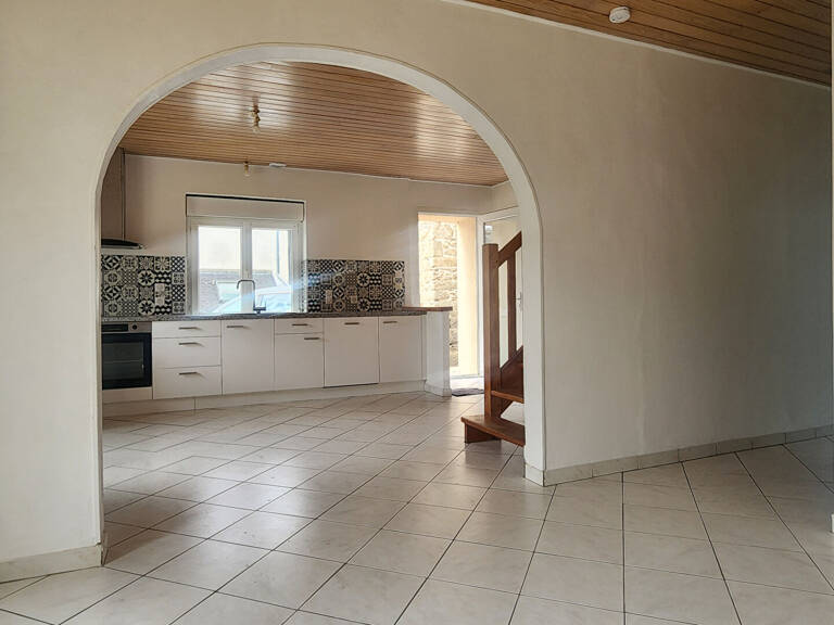 A LOUER Lannilis maison de bourg de 82 m2 — photo 1
