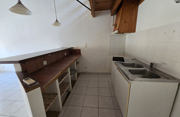 AUTERIVE-APPARTEMENT T1 bis 40 m2. CLIMATISATION! — photo 2