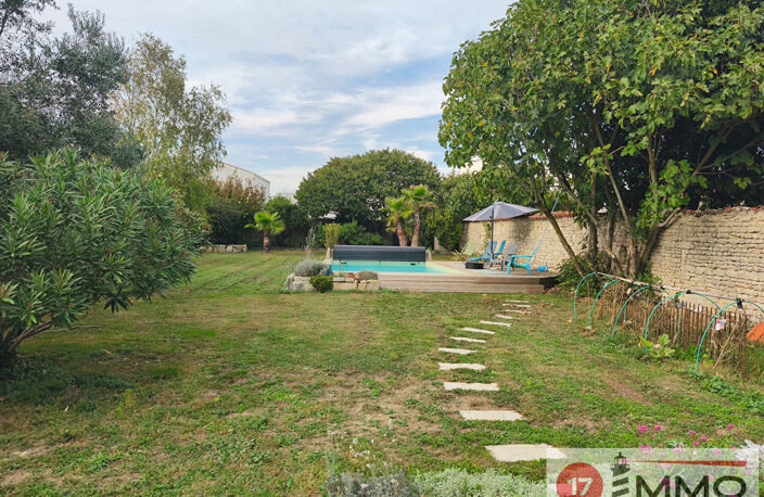 Maison de charme La Jarne 240 m2 — photo 3