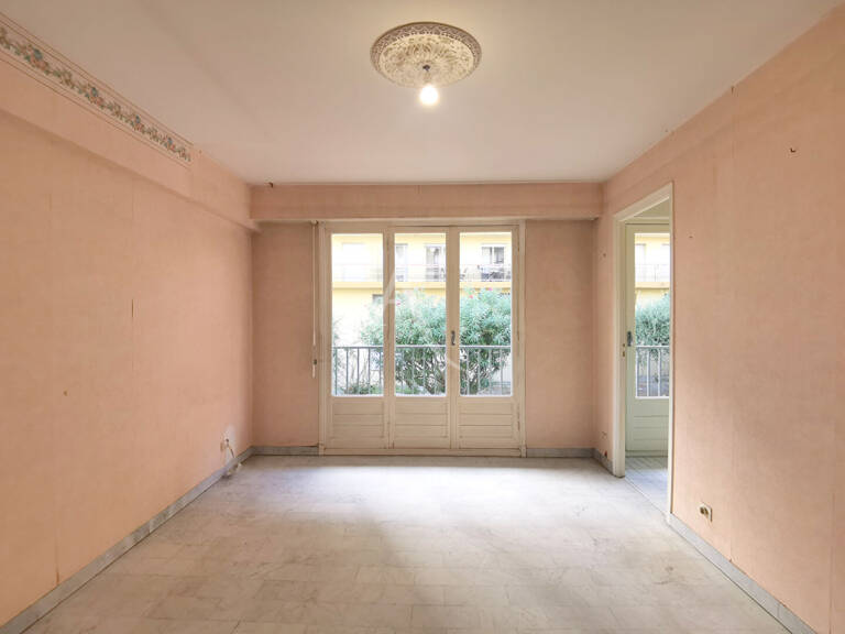 PROCHE GORBELLA : APPARTEMENT TYPE F1 AU 2EME ETAGE — photo 1