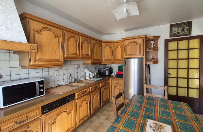 Maison de Type 5, 98 m², garage, terrain de 685 m², ESPALION — photo 4