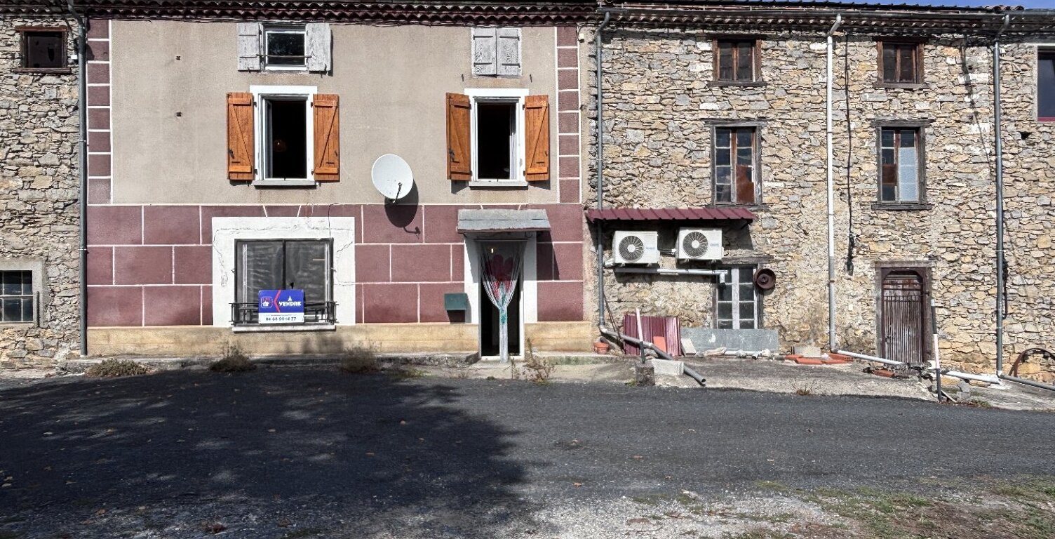 Vente maison 6 pièces 182 m² Roquefeuil (11340) — photo 1