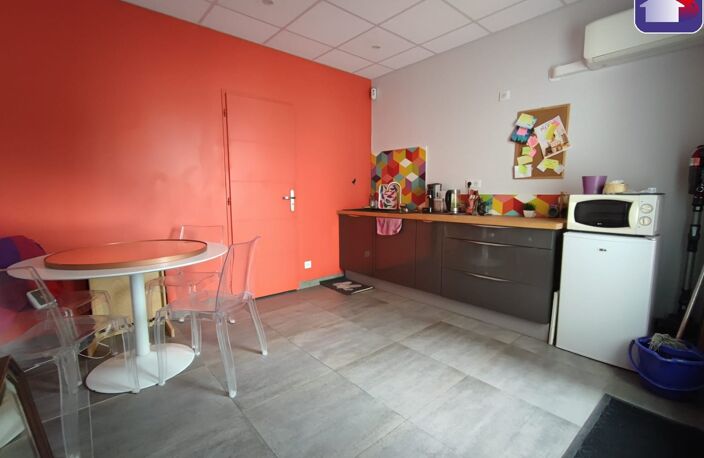 Location commerce  18 m² à Saint-Jean-de-Verges (09000) — photo 5