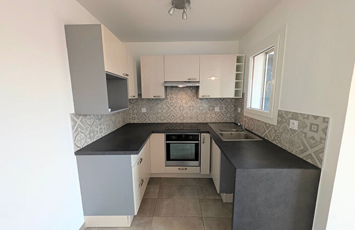 APPARTEMENT EGUILLES - 2 pièce(s) - 44.15 m2 — photo 4