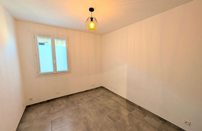 APPARTEMENT EGUILLES - 2 pièce(s) - 44.15 m2 — photo 5