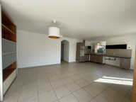 À louer - Maison T4 de plain-pied de 82 m² avec jardin — photo 2