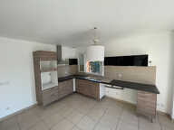 À louer - Maison T4 de plain-pied de 82 m² avec jardin — photo 3
