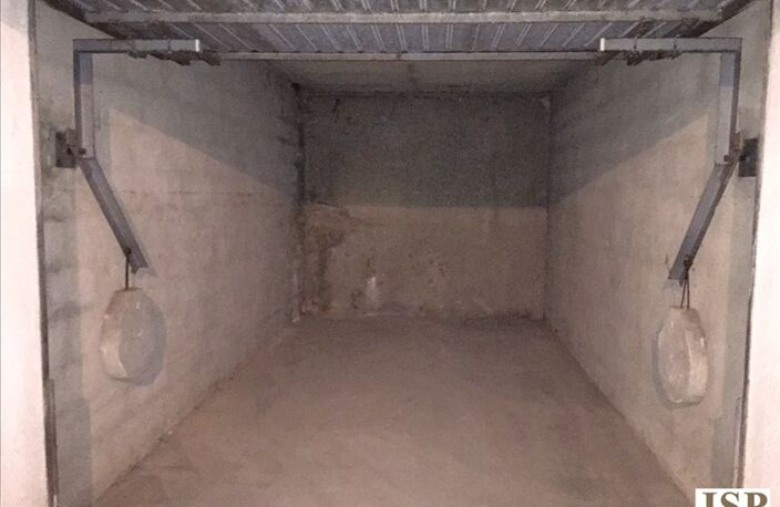 GARAGE AIX EN PROVENCE - 14 m2 — photo 3