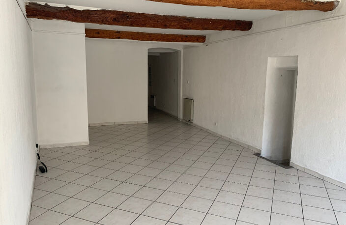 Local Commercial - Les Milles - 2 pièces - 55m² — photo 3