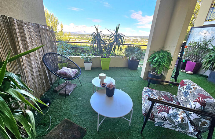 La Duranne - Appartement T3 - Vue dégagée avec terrasse + Parking — photo 4