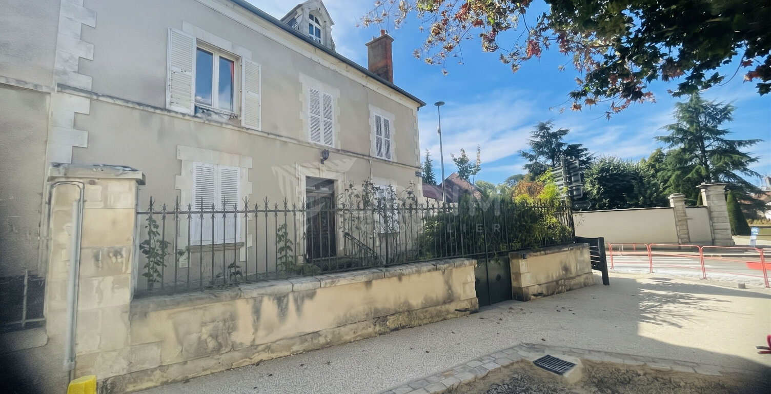 CHABLIS proche centre — photo 1