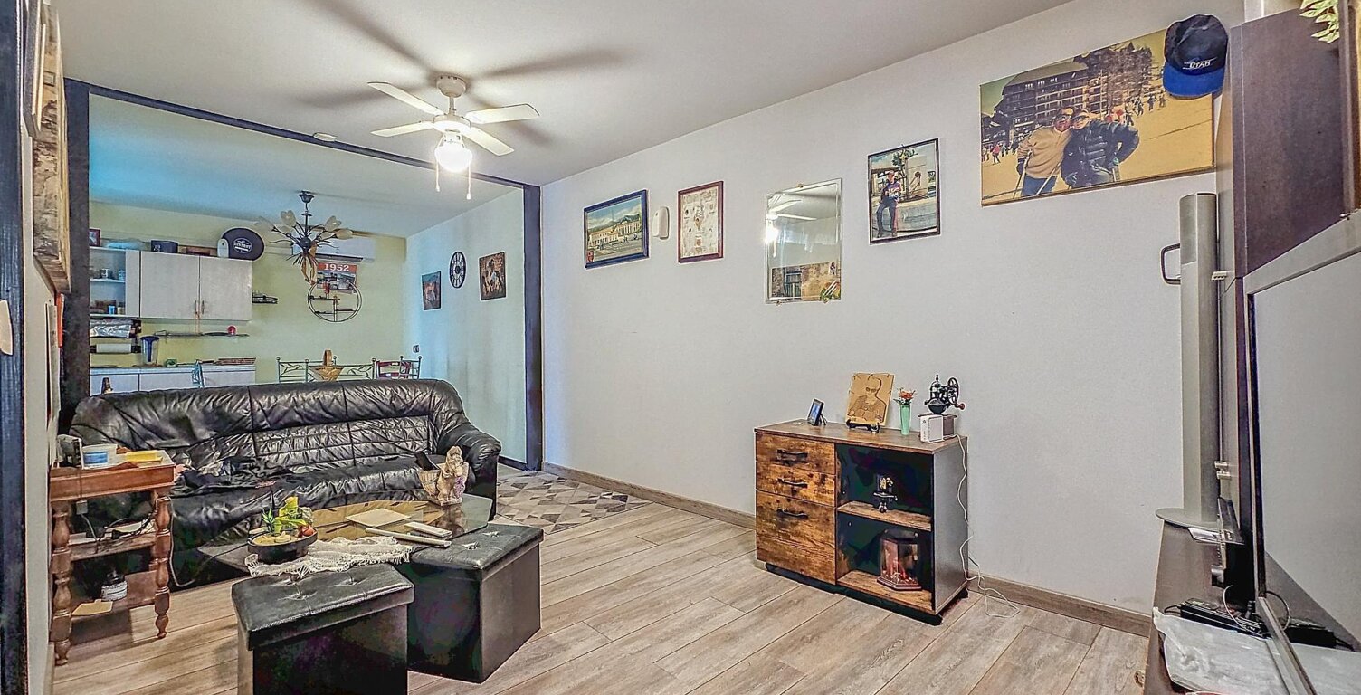 Appartement en très bon état avec balcon et grand garage — photo 1