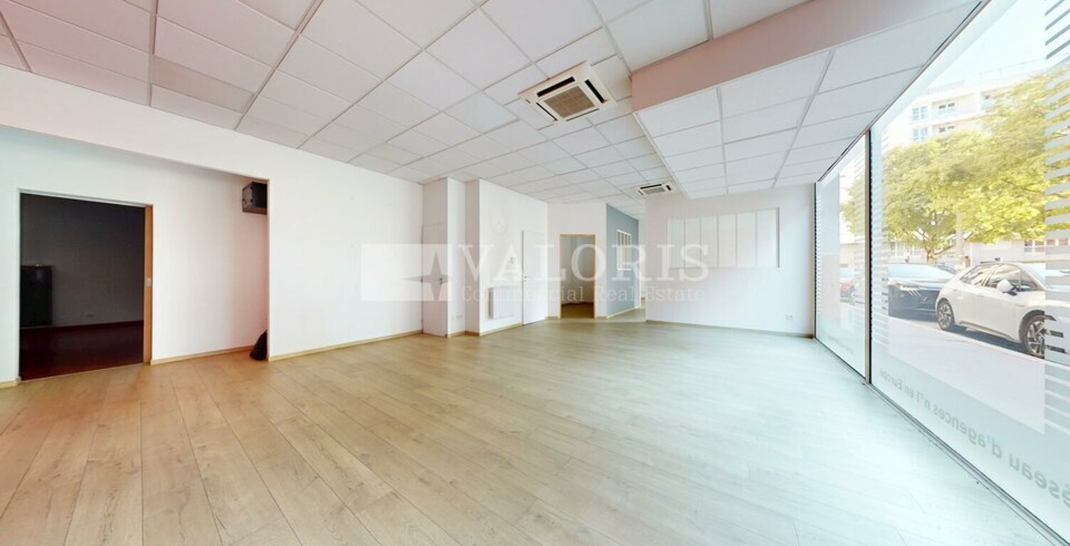 BUREAUX à LOUER — photo 1