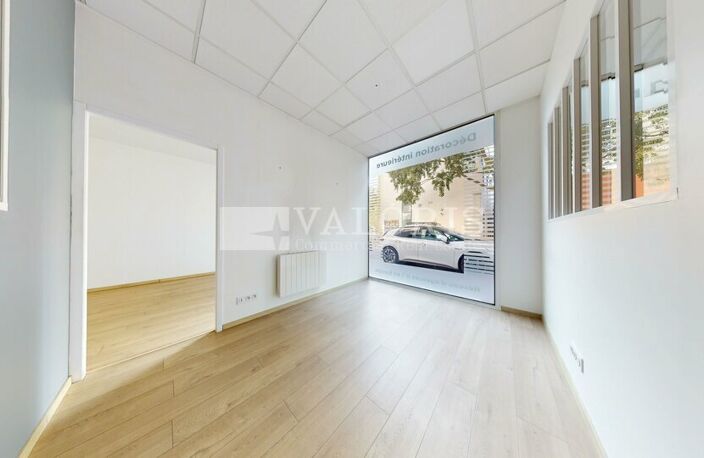 BUREAUX à LOUER — photo 3