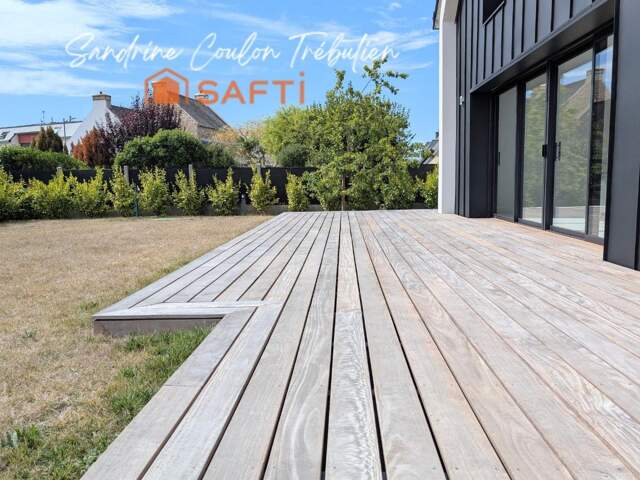 Maison contemporaine - 800 m² de terrain - plain pied — photo du bien