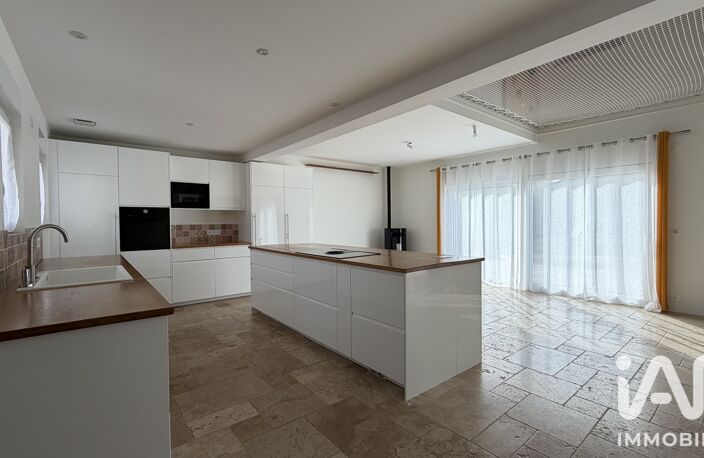 Vente Maison traditionnelle 8 pièces — photo 3