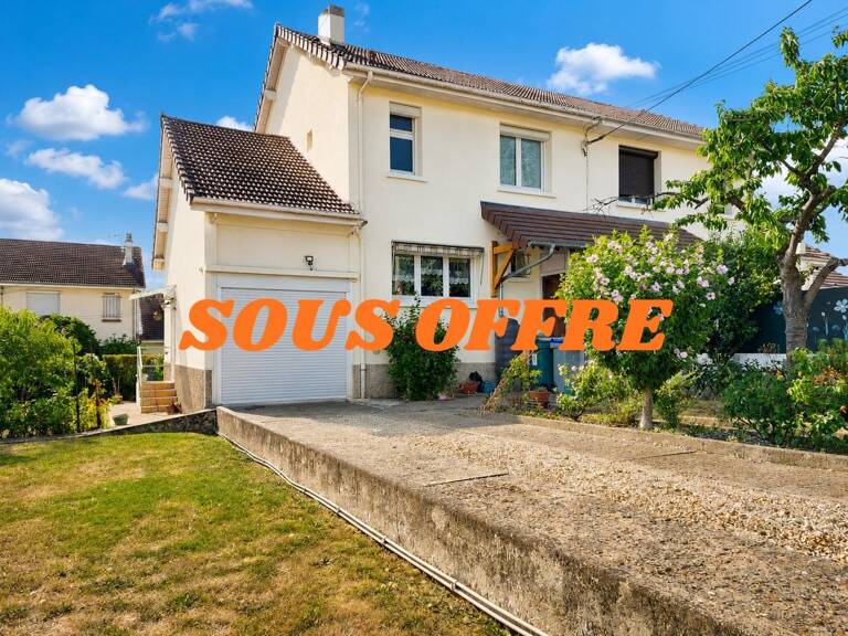 Une maison pleine de potentiel à Mantes-la-Ville ! — photo 1