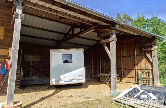 Bâtiment de 300 m² avec 1,44 hectare de terrain  de nombreuses possibilités d'exploitation — photo 4