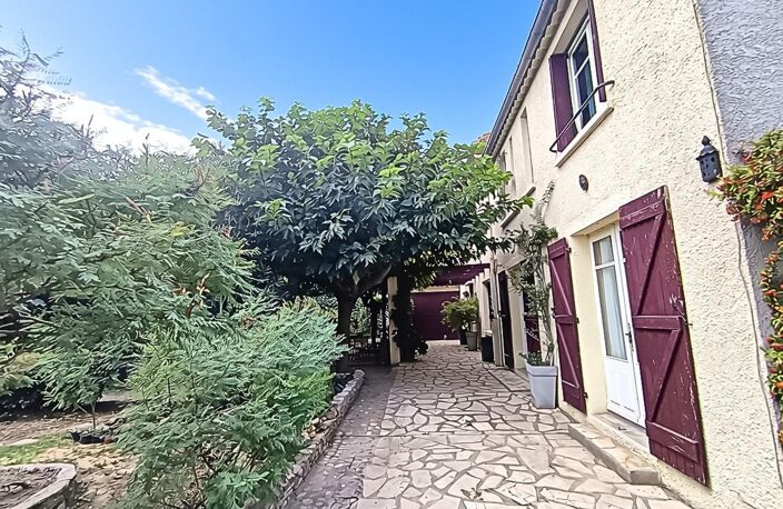MAISON VIGNERONNE DE 145 M²  TERRAIN ARBORÉ DE 1 467 M² AVEC PISCINE — photo 3