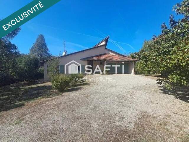 MAISON FAMILIALE DE 5 CHAMBRES AVEC SOUS SOL SUR UN TERRAIN DE 1980 M² — photo du bien