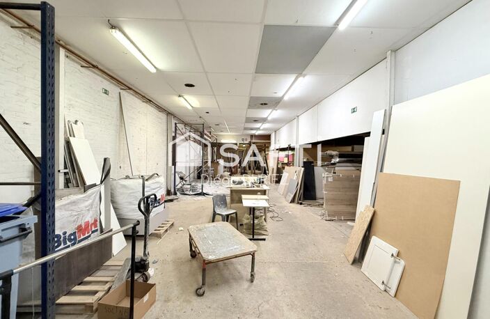 SURFACE COMMERCIALE 1 000 M²  EMPLACEMENT EXCEPTIONNEL — photo 3