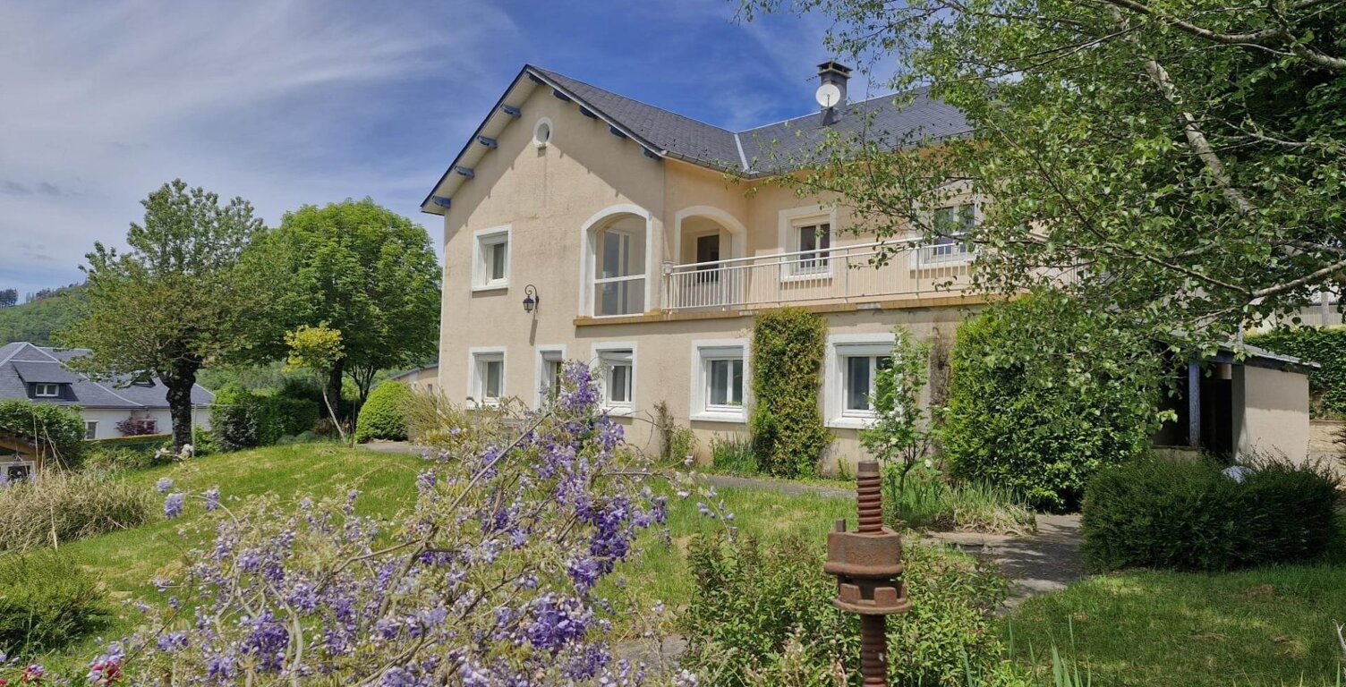 Belle maison familiale avec grands volumes — photo 1