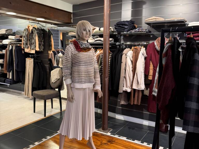 Vente Habillement, Textile 67 m&sup2; — photo 1